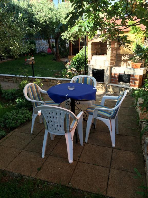 Apartment Rusnjak Novigrad Istria Exterior foto