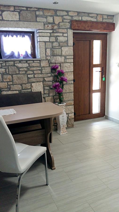 Apartment Rusnjak Novigrad Istria Exterior foto